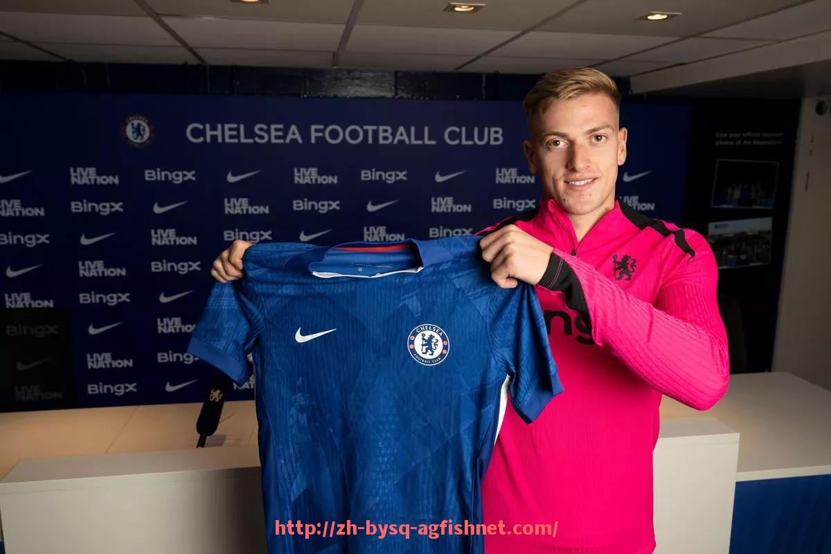 AG捕鱼王官网-德罗赞在公牛队打出的中投效率是否被战术体系充分利用